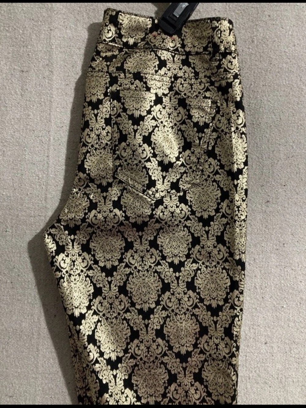 Vintage Y2K No Boundaries Gold Metallic Pants Jeans Damask Black Print Women's 7 - Picture 7 of 7